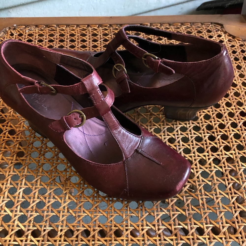 COPY - Indigo by Clarks Double T-Strap Heels | Black (not Burgundy) | 8.5M
